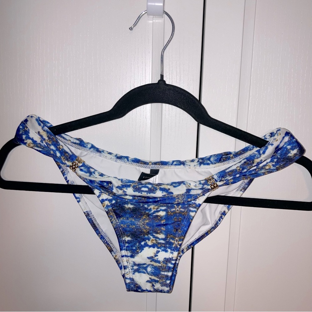ViX Paula Hermanny Bia Tube bottom (full cut) blue and white with gold hardware